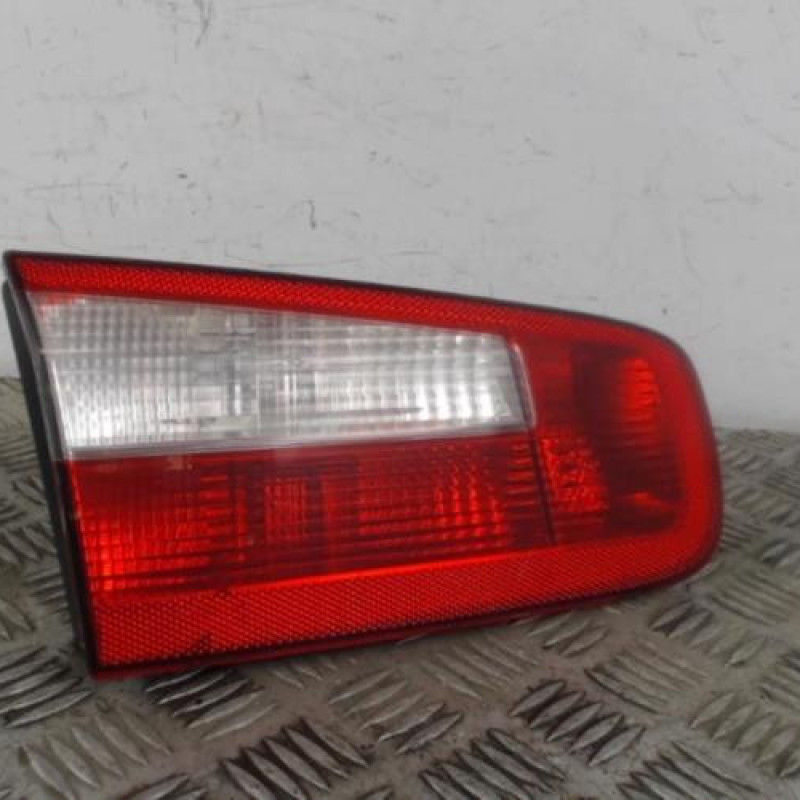 Feu arriere secondaire gauche (feux) RENAULT LAGUNA 2