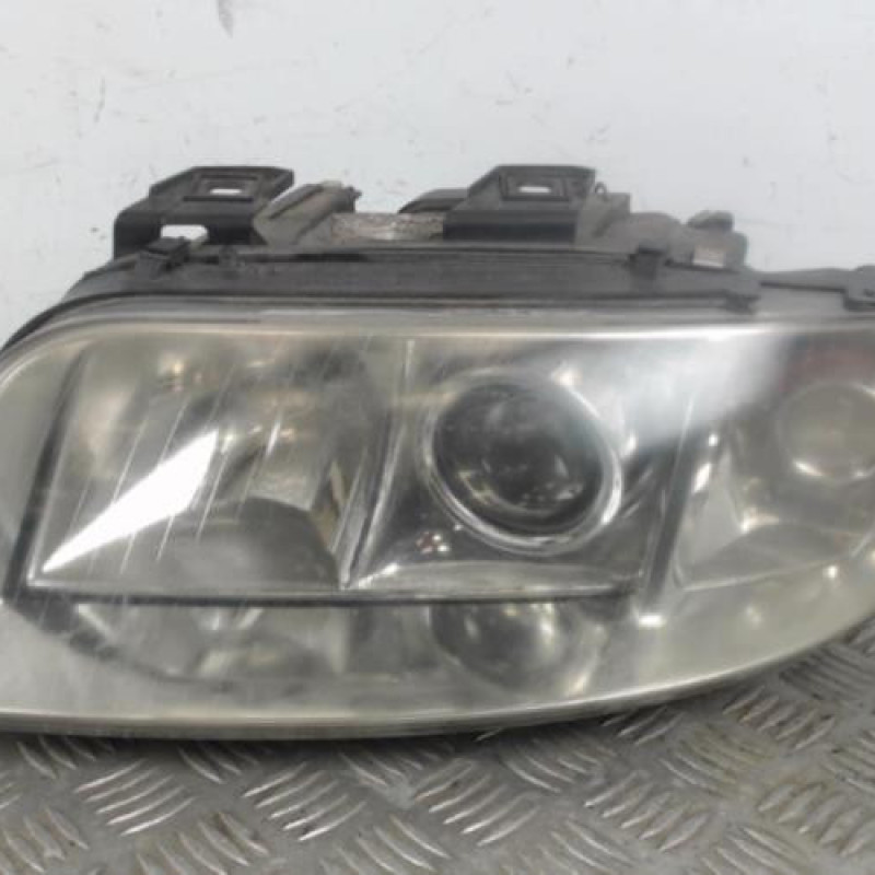 Optique avant principal gauche (feux)(phare) AUDI A6 2