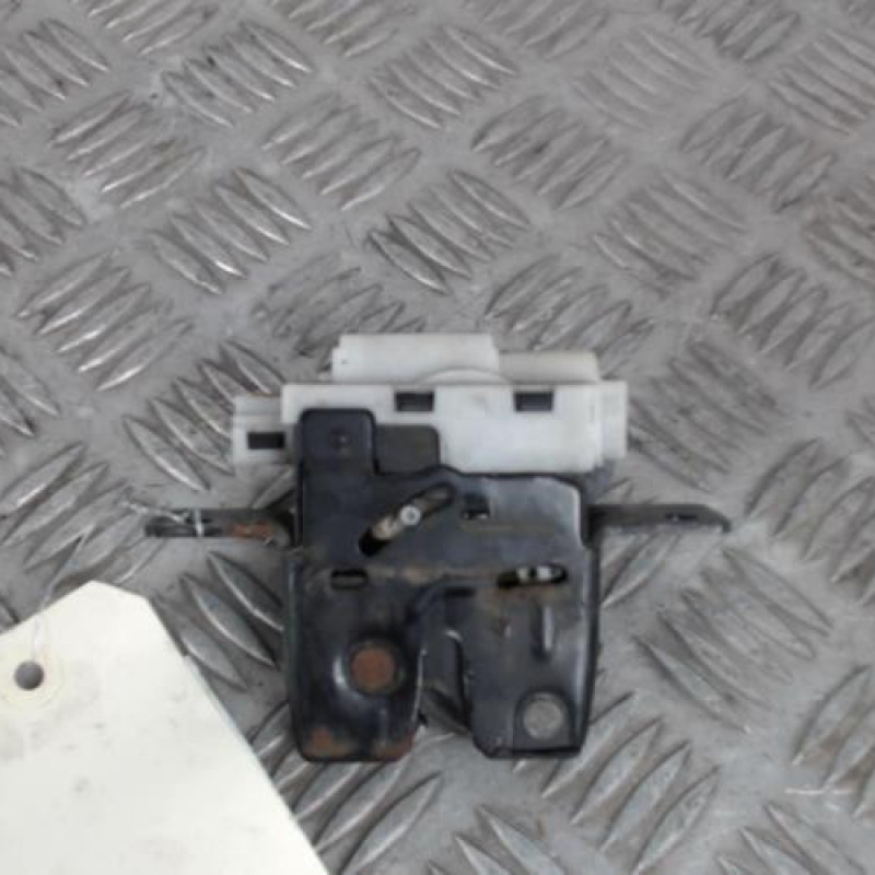 Serrure de hayon RENAULT GRAND SCENIC 2 Serrure de hayon RENAULT GRAND SCENIC 2