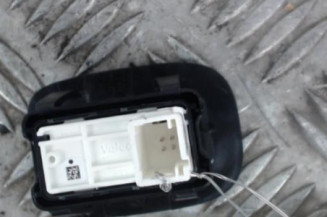 Interrupteur de leve vitre arriere droit PEUGEOT 208 1