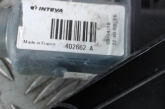 Leve vitre electrique avant droit PEUGEOT 108 Photo n°3