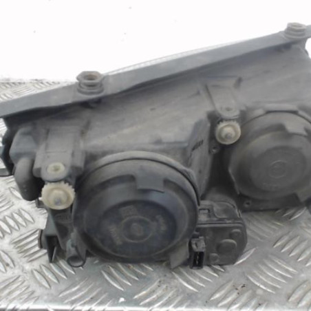 Optique avant principal gauche (feux)(phare) VOLKSWAGEN PASSAT 4