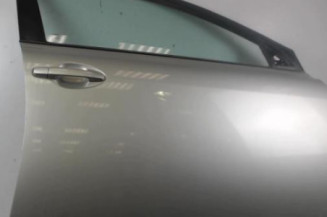 Porte avant droit TOYOTA AVENSIS 2 Photo n°1