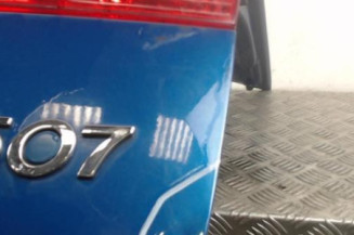 Malle/Hayon arriere PEUGEOT 607