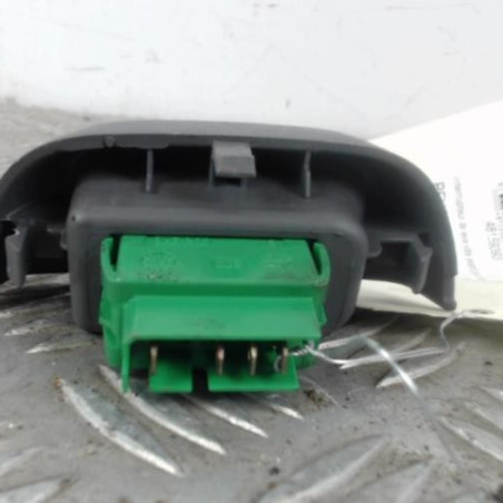 Interrupteur de leve vitre avant gauche PEUGEOT 107