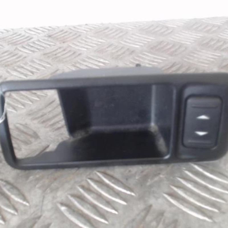 Interrupteur de leve vitre arriere gauche FORD C-MAX 1