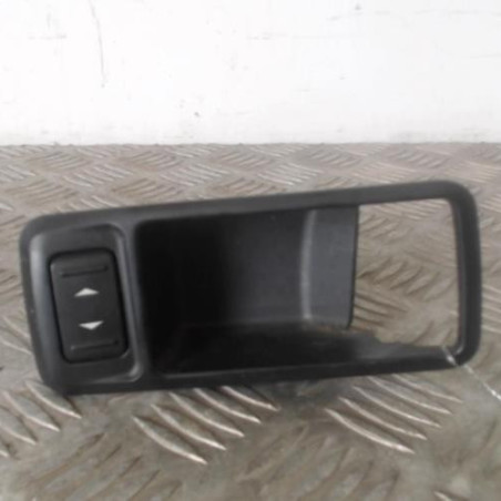 Interrupteur de leve vitre arriere droit FORD C-MAX 1 Photo n°1