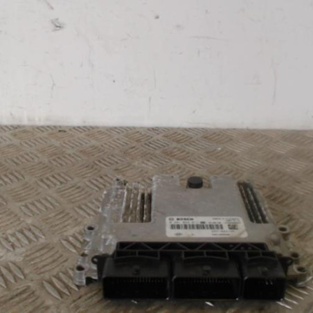 Calculateur RENAULT CLIO 4 Photo n°1
