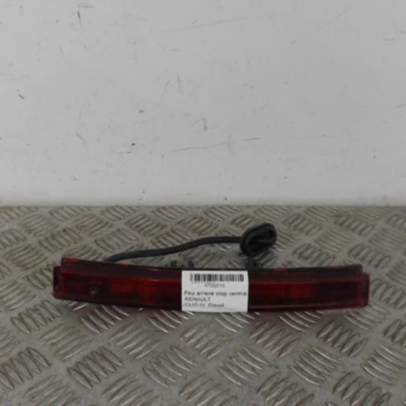 Feu arriere stop central RENAULT CLIO 4