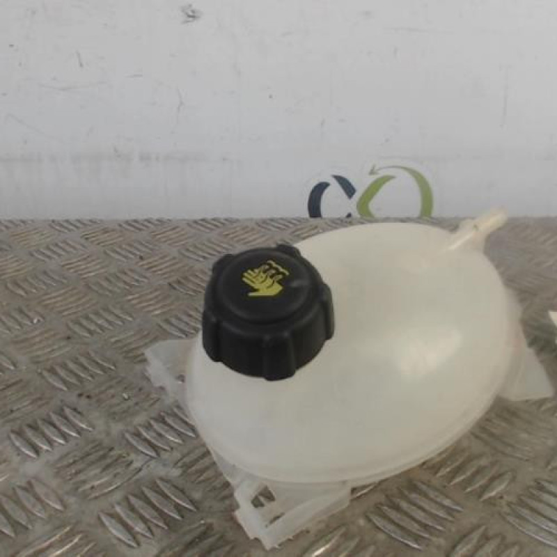 Vase d'expansion RENAULT CLIO 4