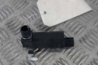 Pompe lave glace avant FORD FOCUS 3