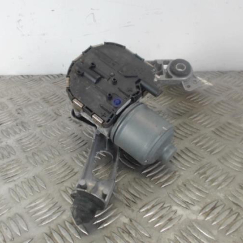 Moteur essuie glace avant droit FORD FOCUS 3