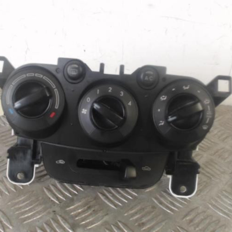 Commande chauffage MAZDA 2 2