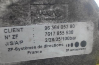 Pompe de direction CITROEN C5 1 Photo n°3
