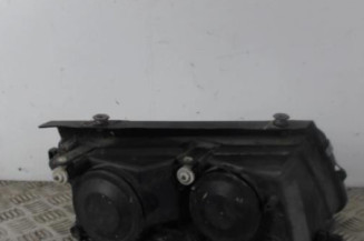 Optique avant principal gauche (feux)(phare) VOLKSWAGEN PASSAT 4