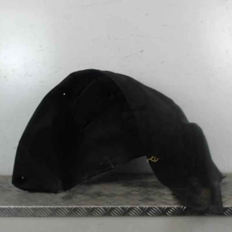 Pare boue arriere gauche PEUGEOT 5008 1