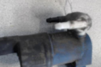 Pompe lave glace avant RENAULT TWINGO 2