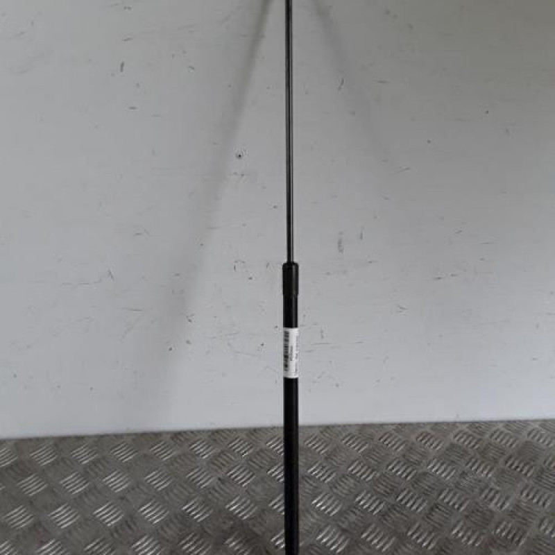 Verin de capot VOLKSWAGEN JETTA 3 Verin de capot VOLKSWAGEN JETTA 3