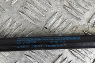 Verin de capot VOLKSWAGEN JETTA 3