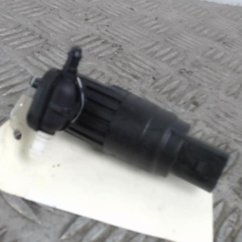 Pompe lave glace avant VOLKSWAGEN GOLF 7