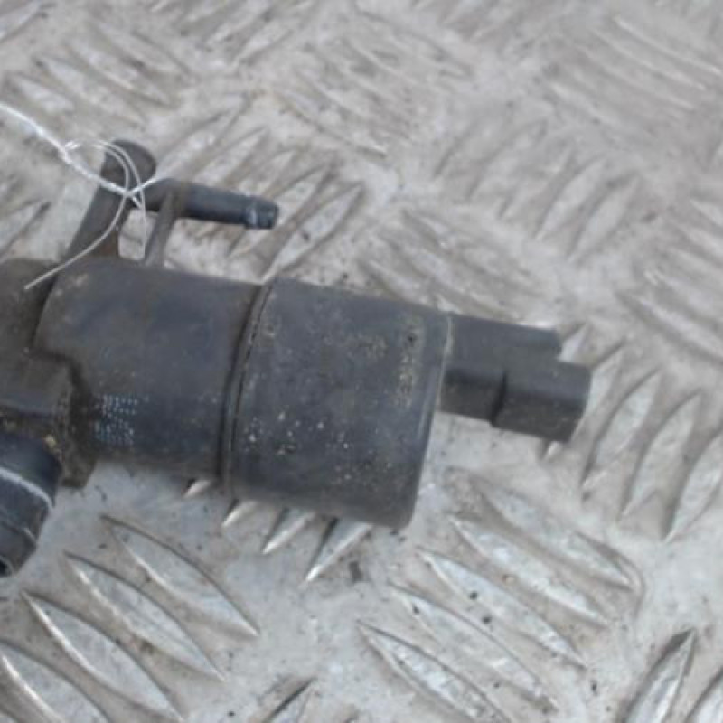 Pompe lave glace avant RENAULT MASTER 2