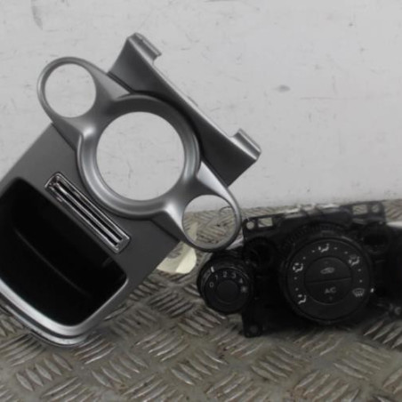 Commande chauffage FORD FIESTA 6 Photo n°1