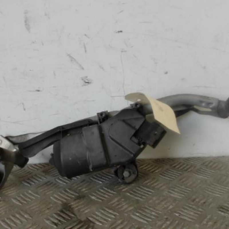 Moteur essuie glace avant PEUGEOT 1007