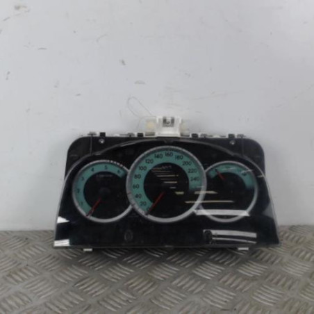 Compteur TOYOTA COROLLA VERSO 2 Photo n°1