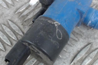 Pompe lave glace avant RENAULT CLIO 4 Photo n°1