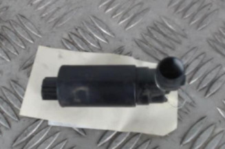 Pompe lave glace avant TOYOTA YARIS 1
