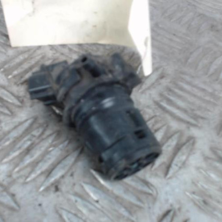 Pompe lave glace arriere MAZDA 3 1