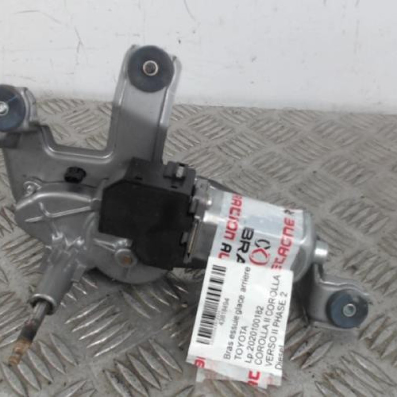Moteur essuie glace arriere TOYOTA COROLLA VERSO 2