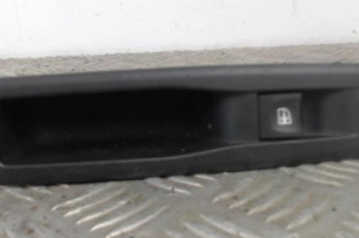 Interrupteur de leve vitre arriere gauche RENAULT LAGUNA 3 Photo n°1
