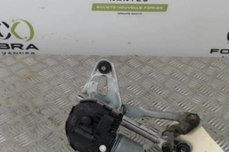 Moteur essuie glace avant gauche PEUGEOT 3008 1 Photo n°1