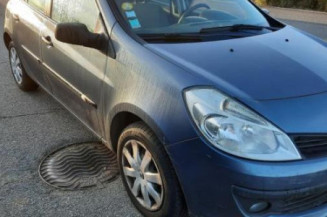 Interrupteur de leve vitre avant droit RENAULT CLIO 3 Photo n°5