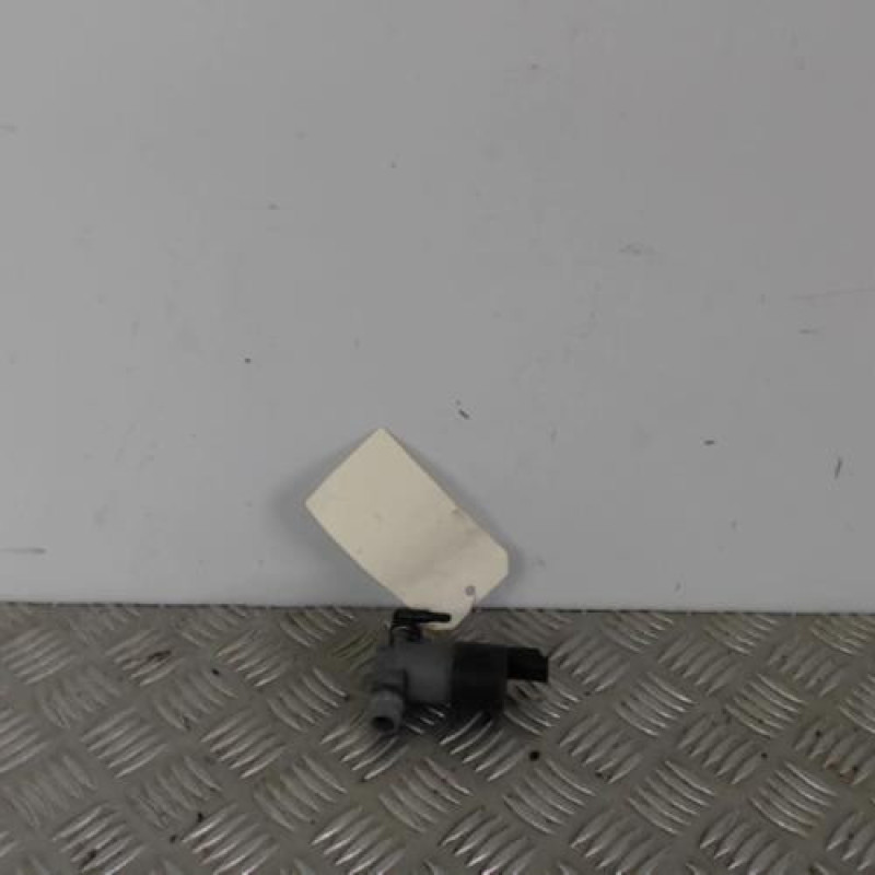 Pompe lave glace avant DACIA SANDERO 1 Pompe lave glace avant DACIA SANDERO 1