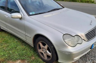 Pompe lave glace avant MERCEDES CLASSE C 203 Photo n°5
