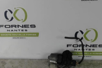 Moteur essuie glace avant DACIA SANDERO 1