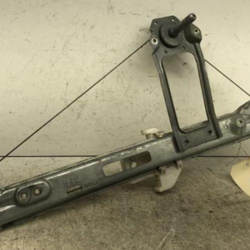 Leve vitre mecanique arriere gauche FORD FOCUS 1