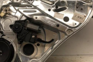 Leve vitre electrique arriere droit VOLKSWAGEN PASSAT 4 Photo n°1