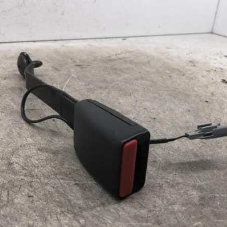 Attache ceinture avant gauche RENAULT CLIO 4