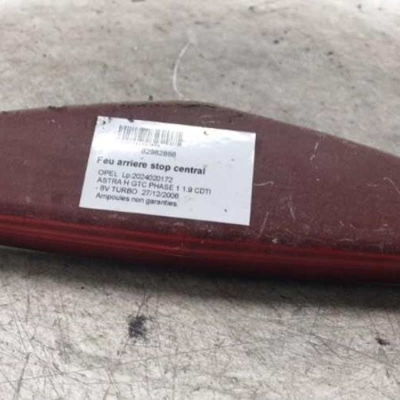 Feu arriere stop central OPEL ASTRA H Feu arriere stop central OPEL ASTRA H