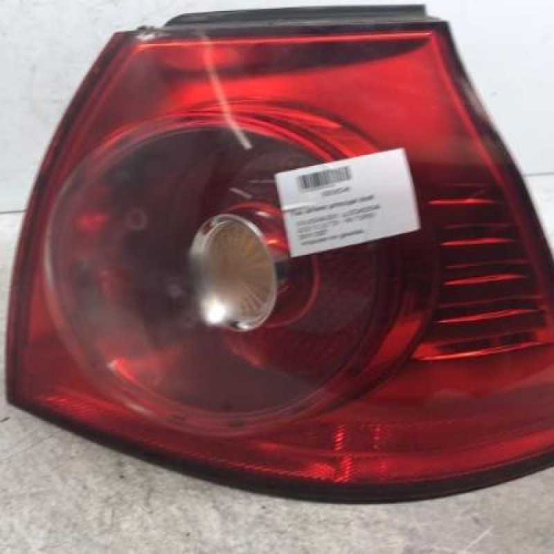 Feu arriere principal droit (feux) VOLKSWAGEN GOLF 5 Feu arriere principal droit (feux) VOLKSWAGEN GOLF 5