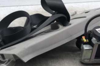 Ceinture avant droit OPEL ASTRA J Photo n°1