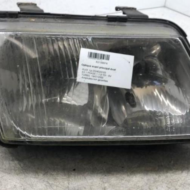 Optique avant principal droit (feux)(phare) AUDI A3 1