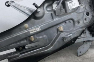 Leve vitre electrique avant gauche RENAULT LAGUNA 1 Photo n°1