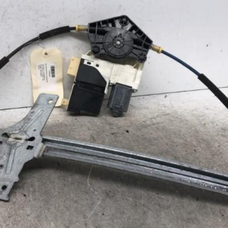 Leve vitre electrique avant gauche PEUGEOT 307