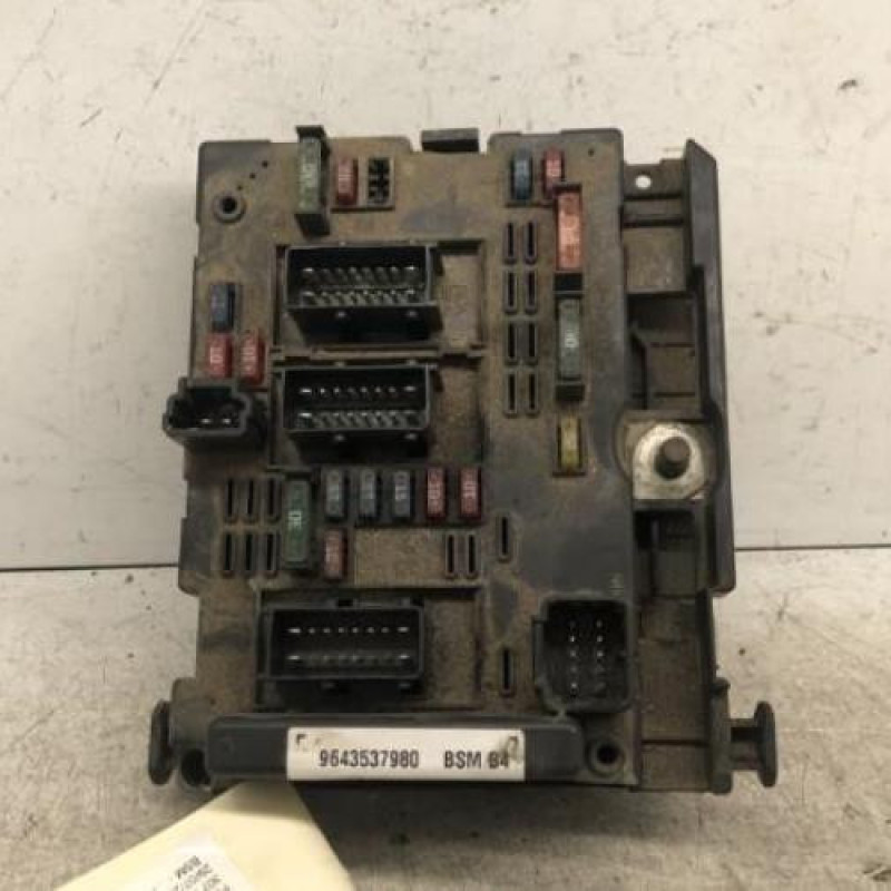Boitier servitude moteur (BSM) PEUGEOT 307