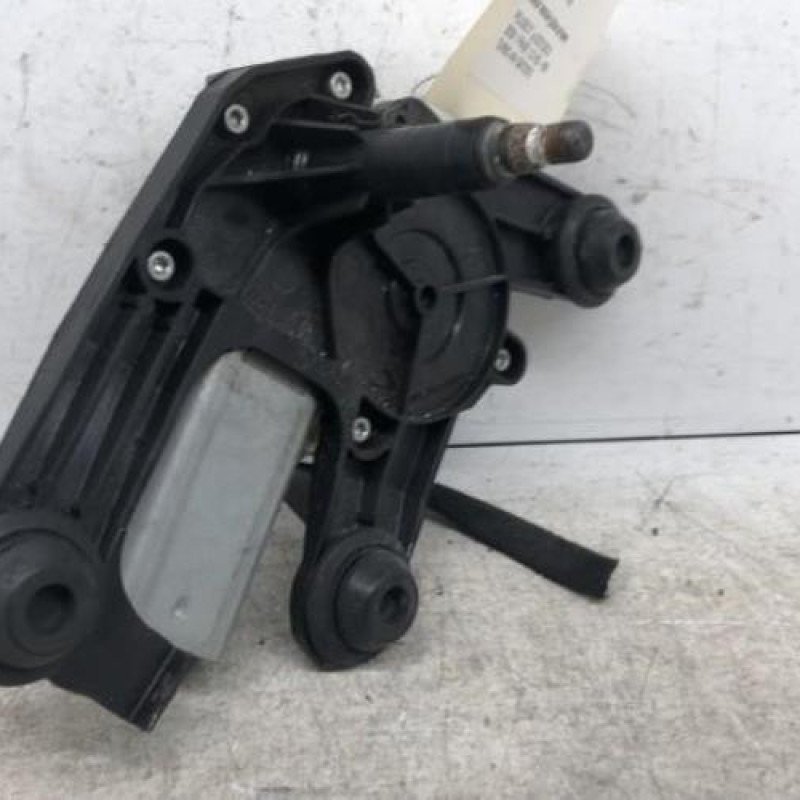 Moteur essuie glace arriere PEUGEOT 3008 1