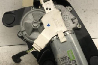 Moteur essuie glace arriere PEUGEOT 3008 1